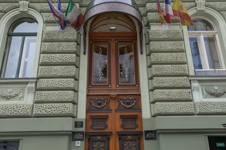 Hotel 43 of 43