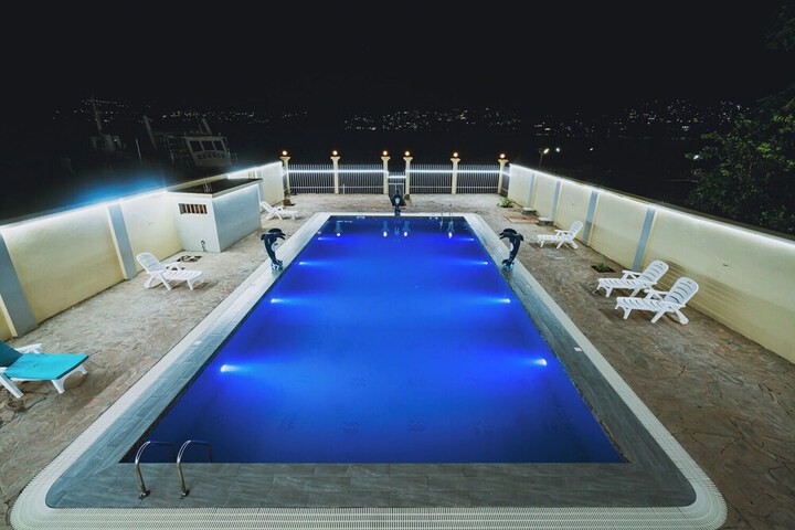 Pool 7 of 25