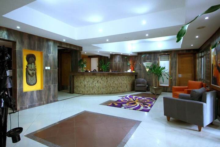 Hotel Interior 4 of 110