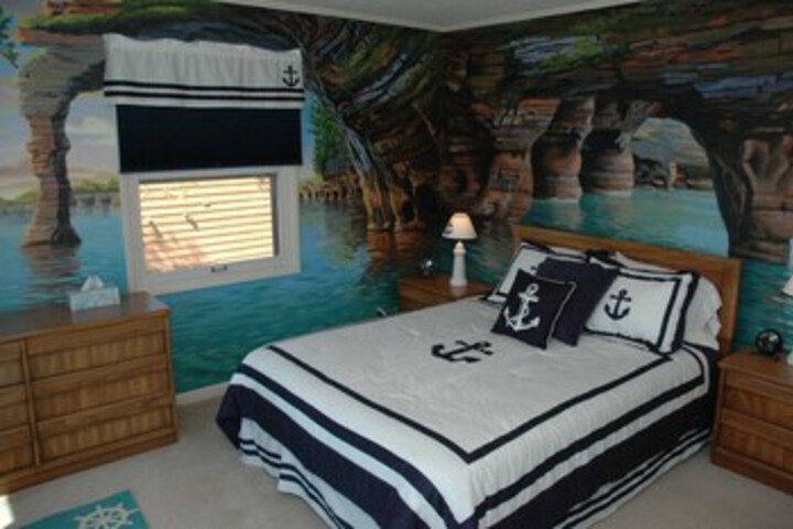 Room 166 of 250