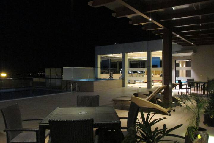 Hotel with Pool