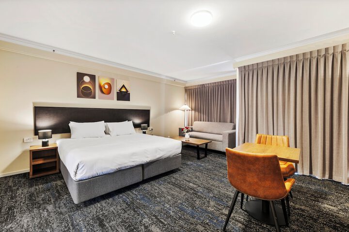 Room 14 of 65
