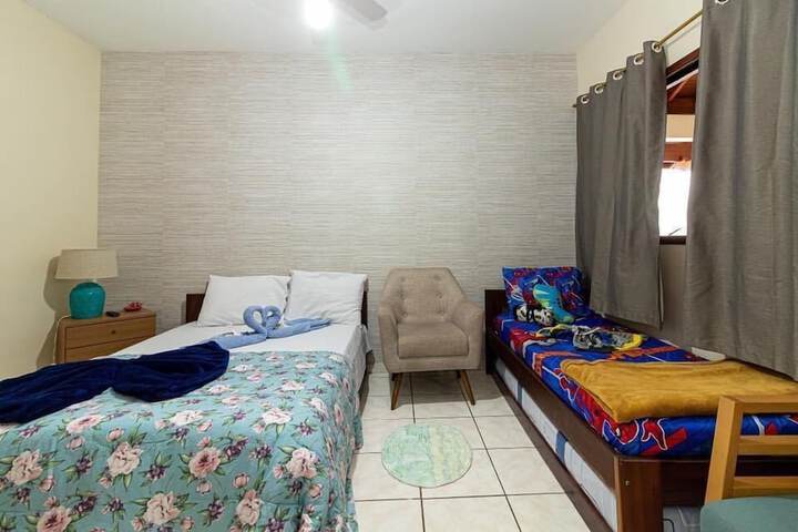 Room 7 of 27