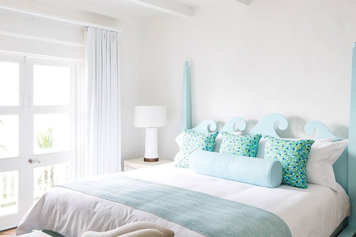 Room 10 of 73
