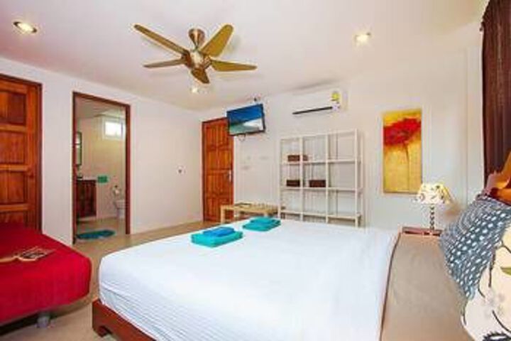 Room 14 of 50