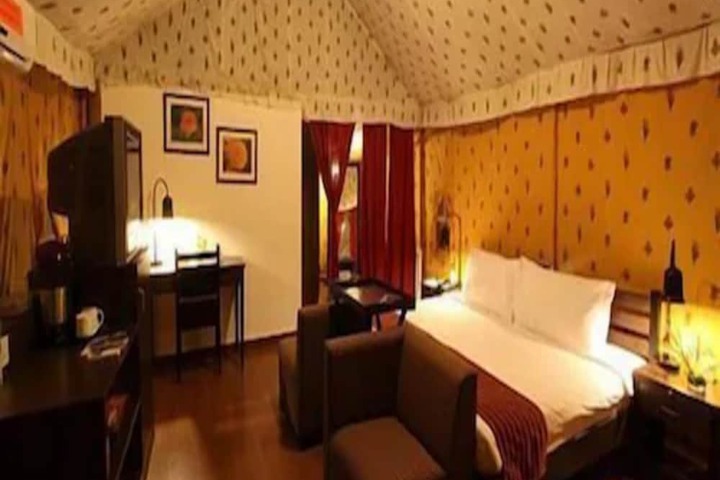 Room 13 of 125