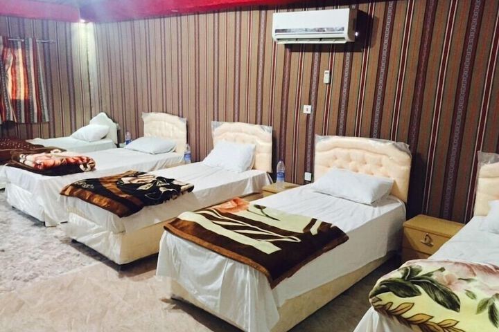 Room 22 of 49