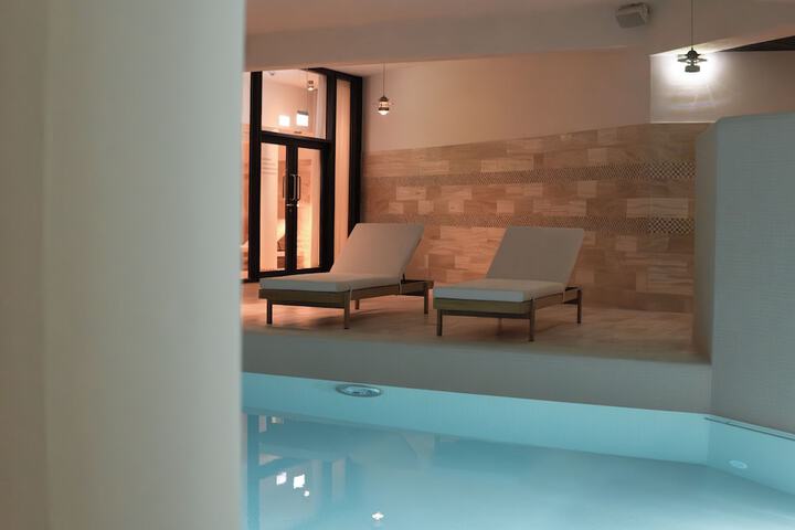 Pool 17 of 55