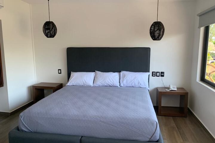 Room 5 of 48
