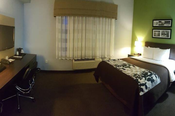 Room 19 of 64