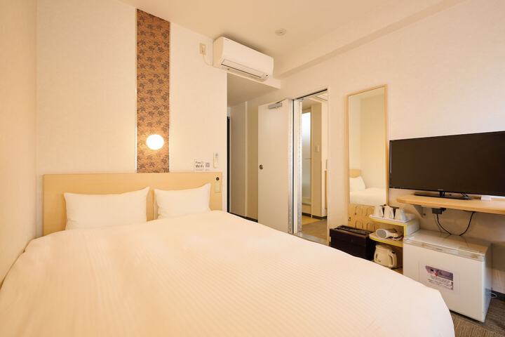 Room 22 of 41