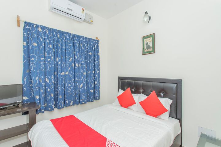 Room 18 of 21