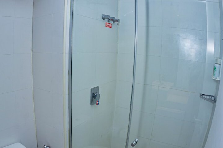 Clean Restrooms