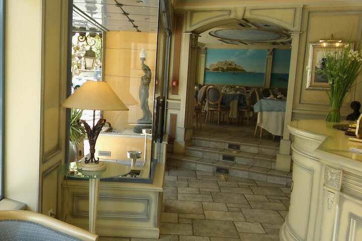 Lobby Entry