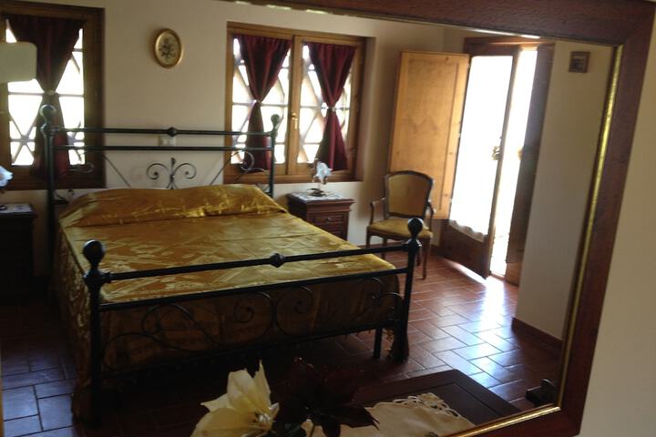 Room 18 of 39