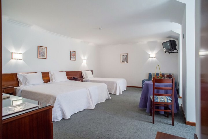 Room 12 of 43