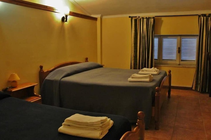 Room 3 of 7