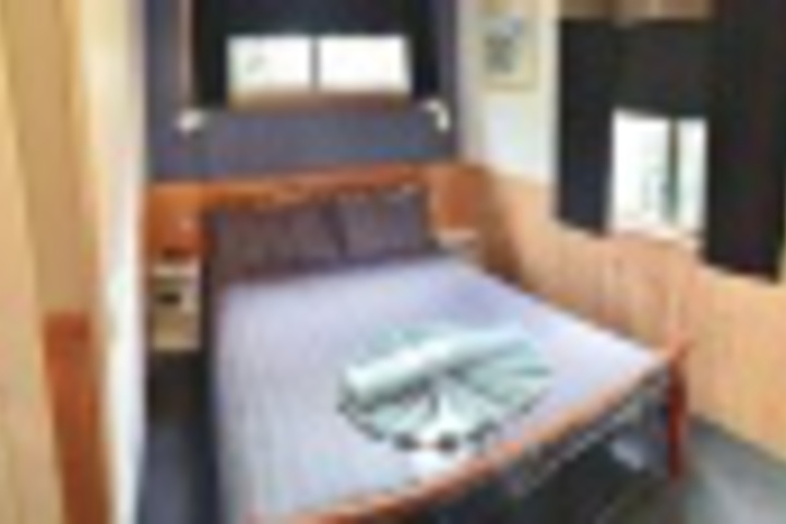 Room 280 of 300
