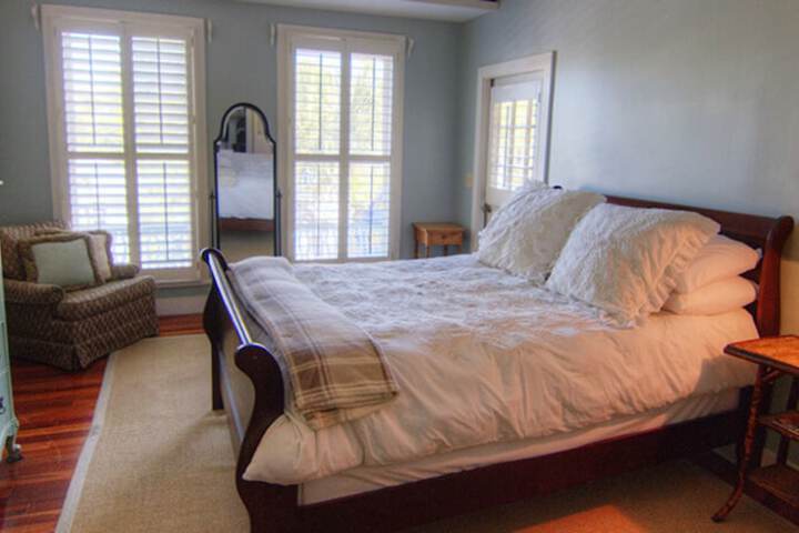 Room 3 of 58