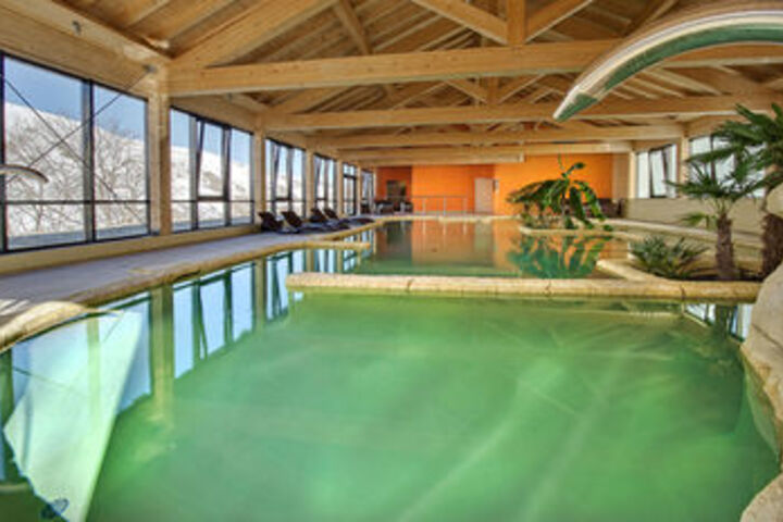 Pool 48 of 74