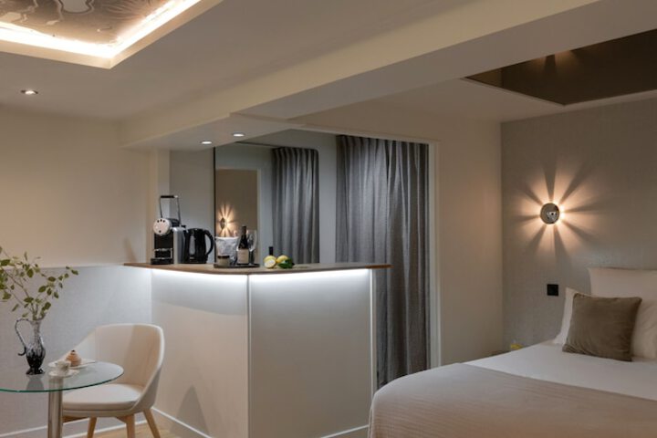 Room 469 of 780