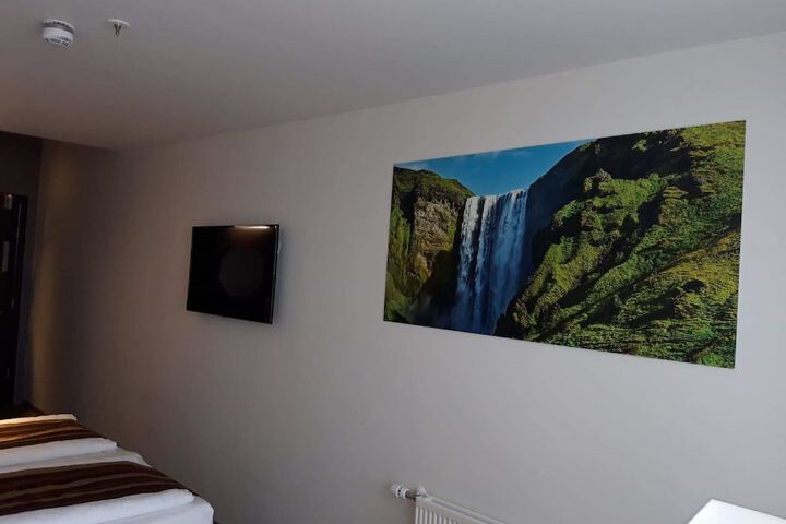 Room 32 of 122