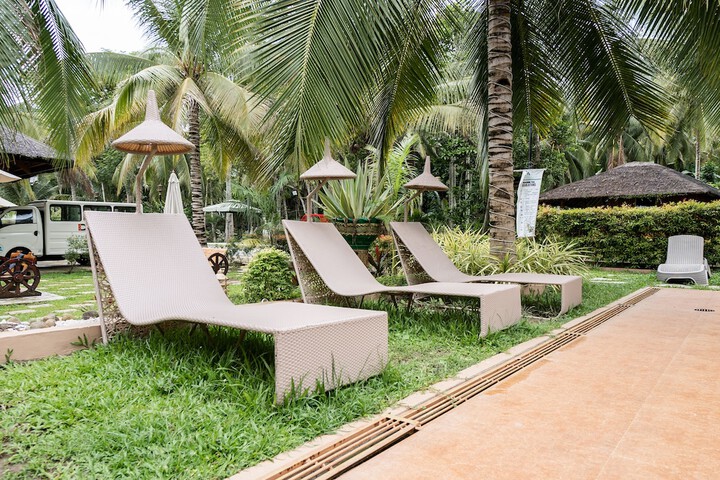 Hotel 74 of 80