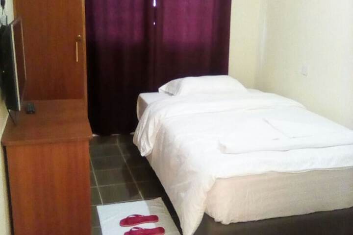 Room 3 of 11