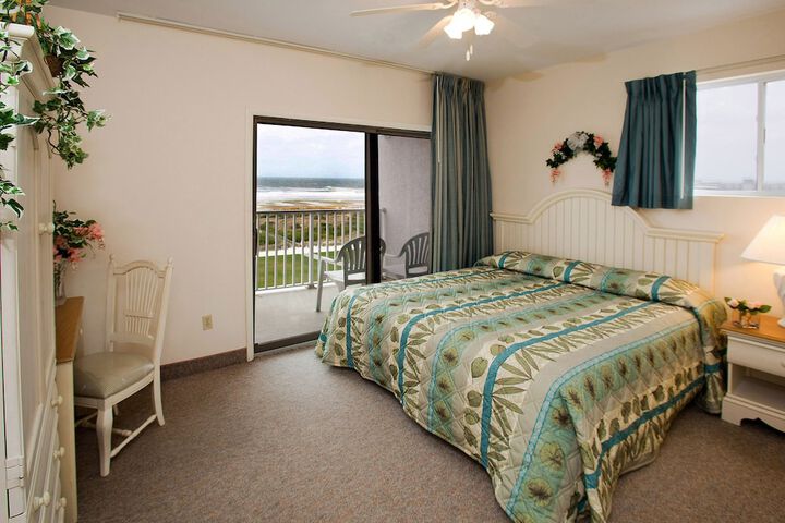 Room 15 of 40