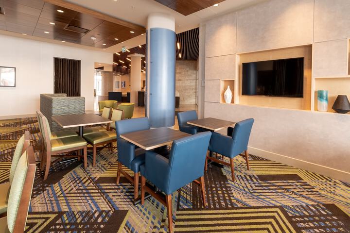 Breakfast/Coffee Service 29 of 70