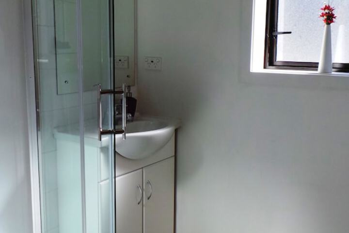 Room 42 of 61