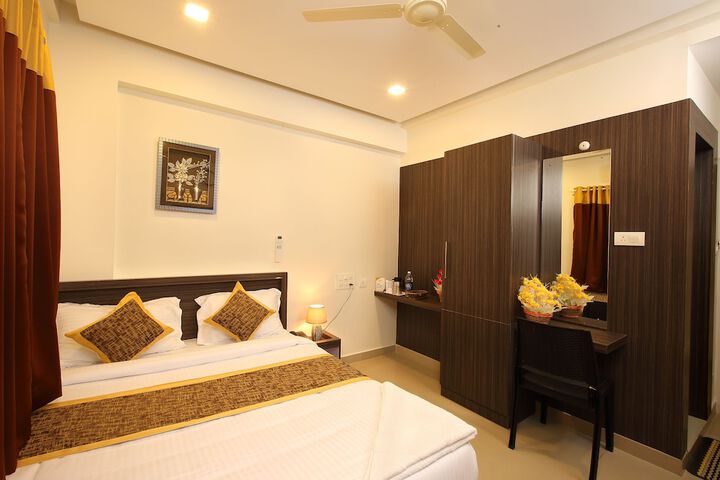 Room 18 of 38