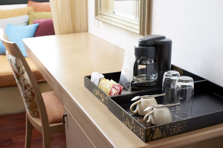 Breakfast/Coffee Service 15 of 52