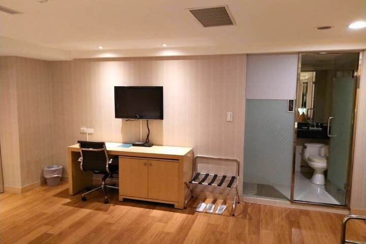 Room 20 of 78
