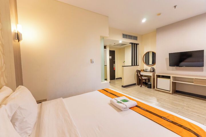 Room 21 of 80