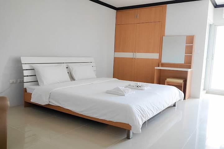 Room 22 of 72