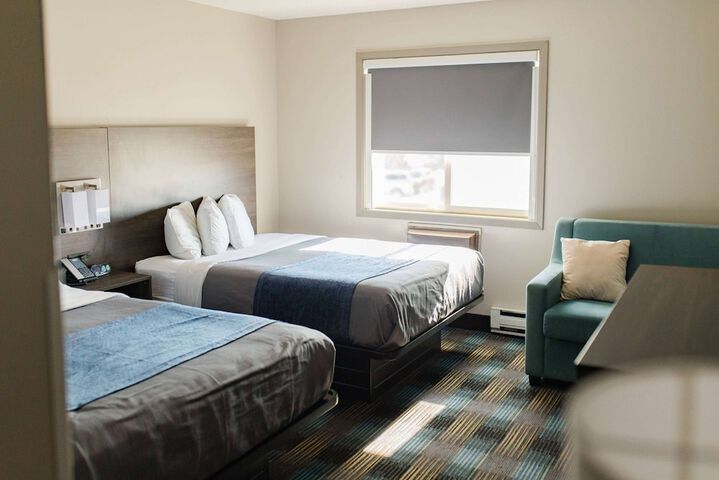 Room 11 of 36