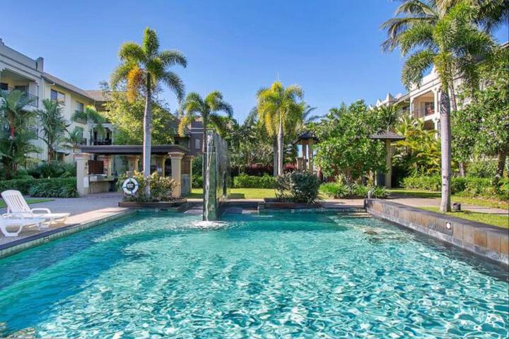 Pool 4 of 5