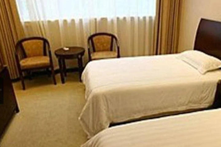 Room 3 of 5