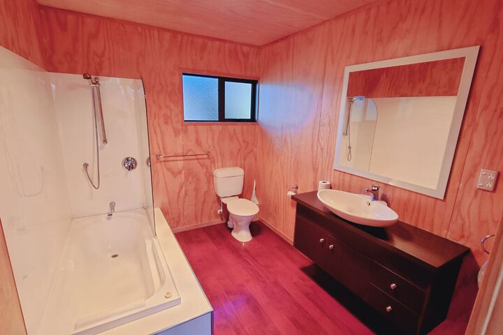 Room 3 of 29