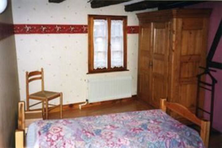 Room 9 of 26