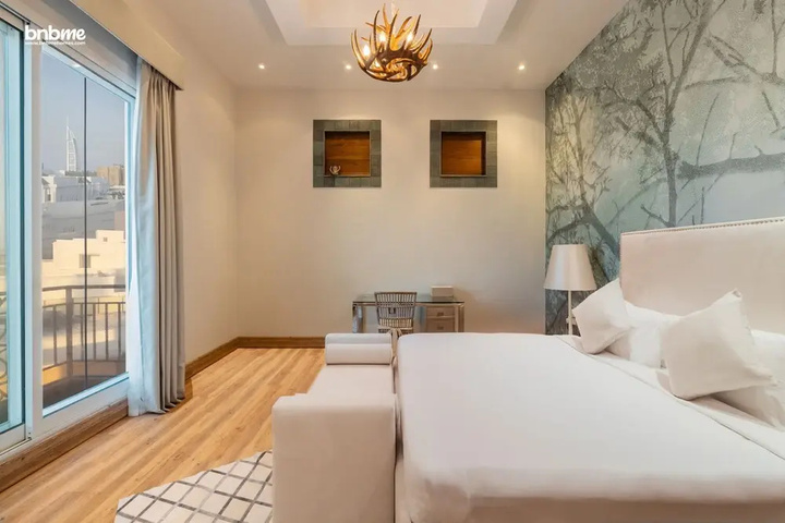 Room 5 of 22
