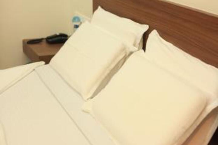 Hotel Pearl Residency