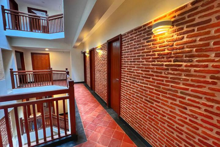 Hotel 18 of 23