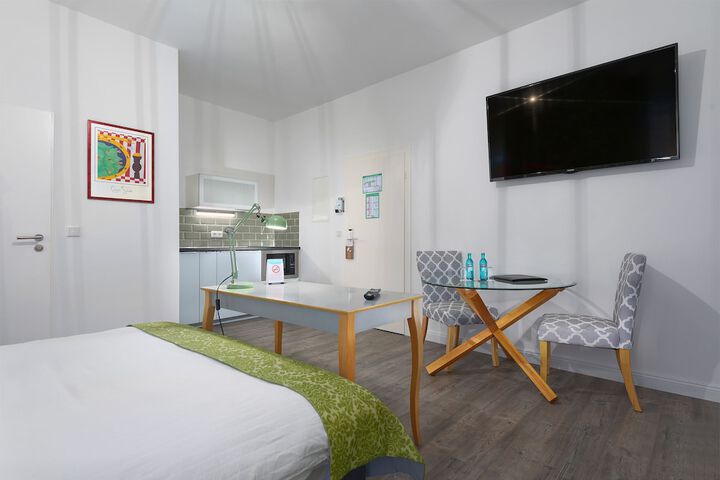 Room 12 of 29