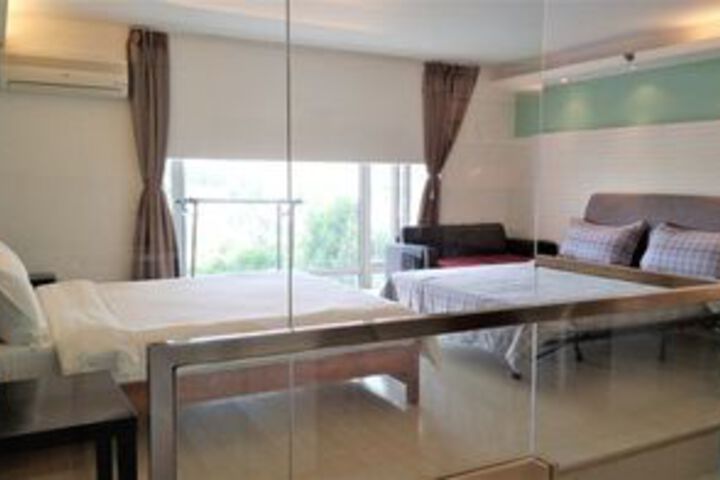 Room 15 of 47