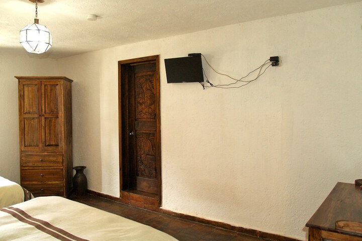 Room 2 of 54