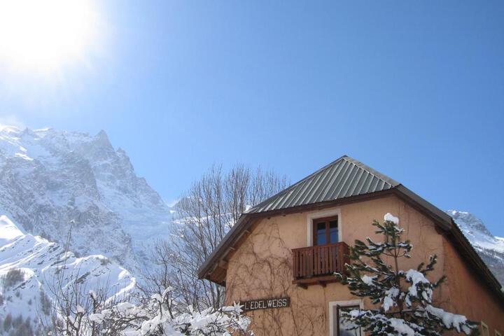 Hotel Auberge Edelweiss