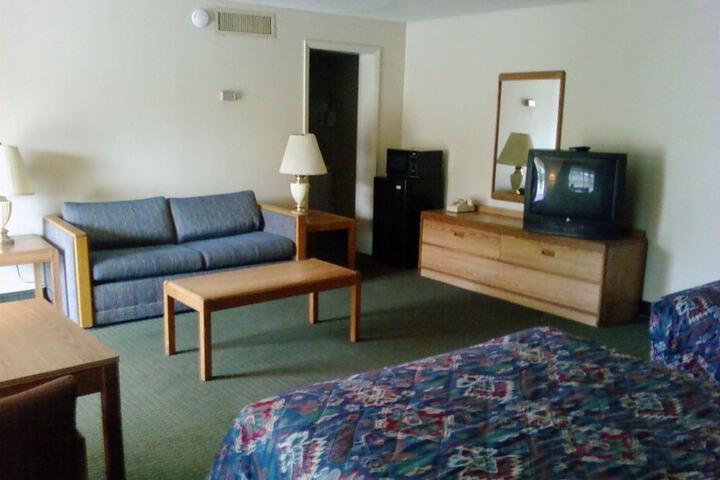 2 Double Beds (2 of 8)