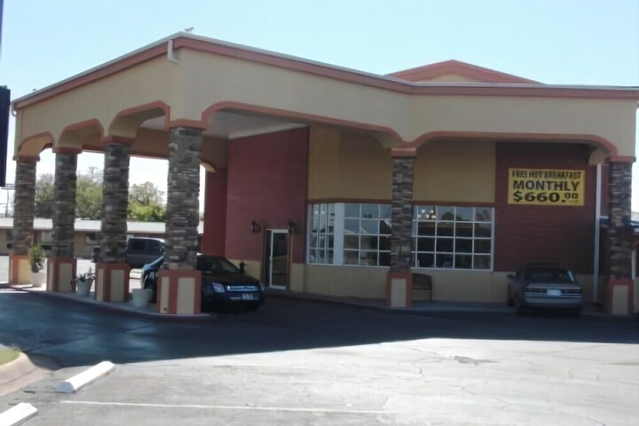 Exterior of FRONTIER INN ABILENE